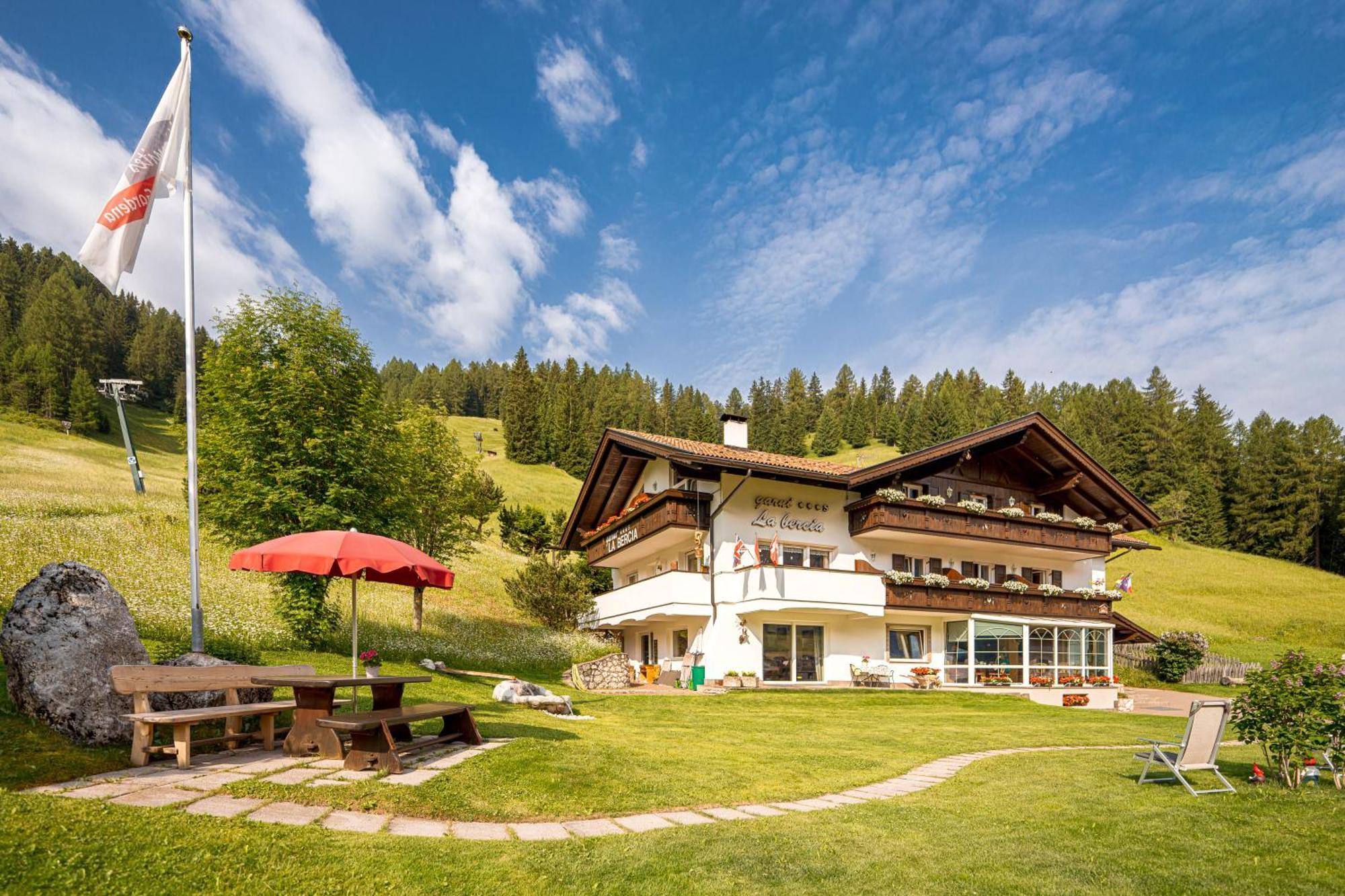 Garni La Bercia Hotel Selva di Val Gardena Luaran gambar