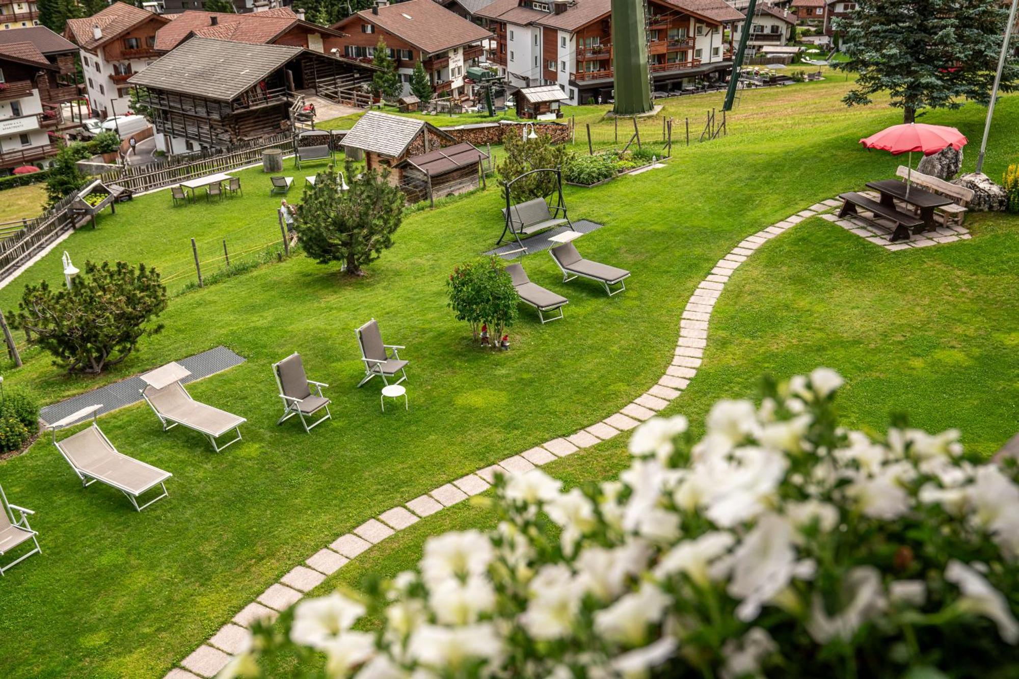 Garni La Bercia Hotel Selva di Val Gardena Luaran gambar