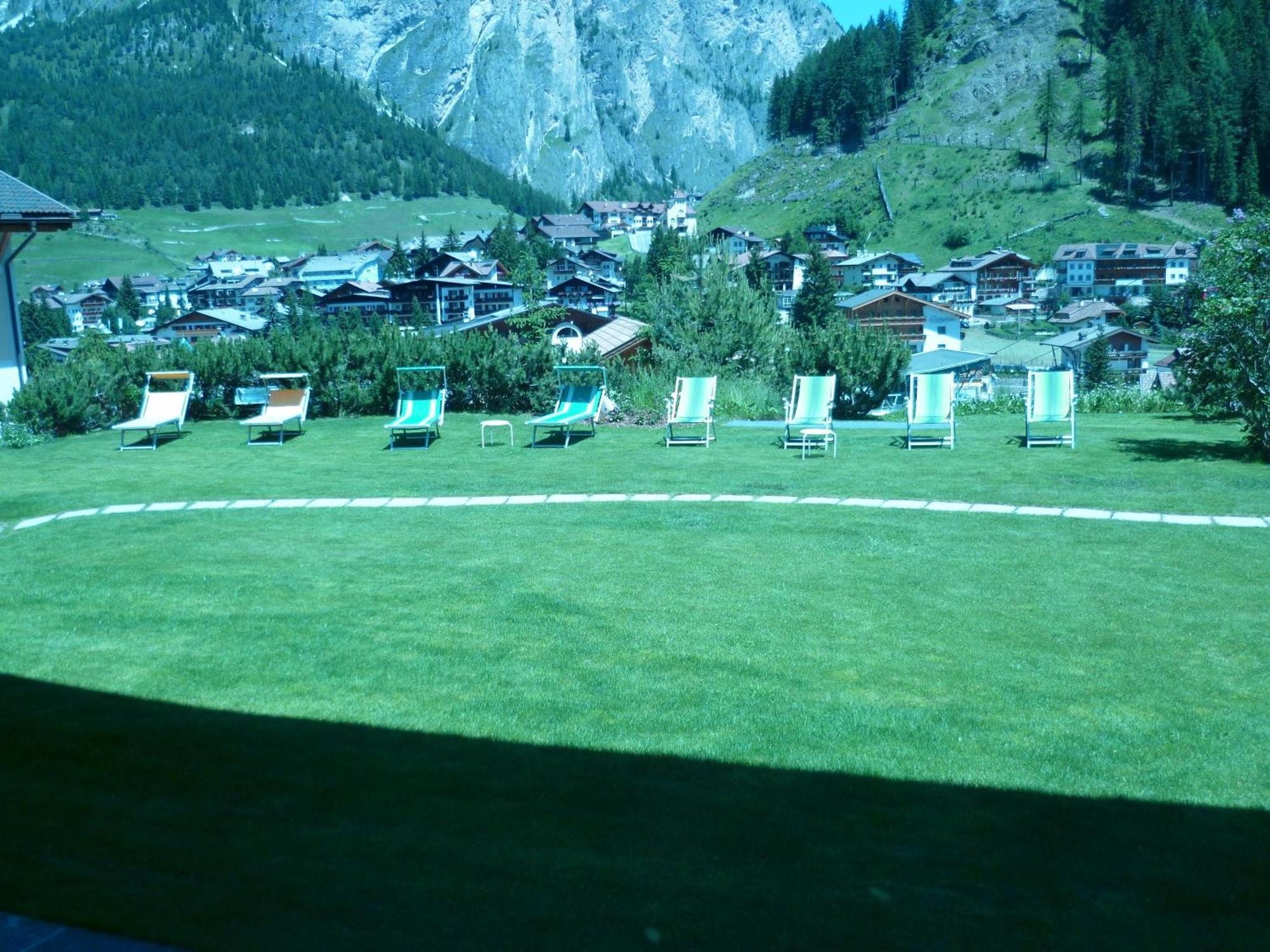 Garni La Bercia Hotel Selva di Val Gardena Luaran gambar