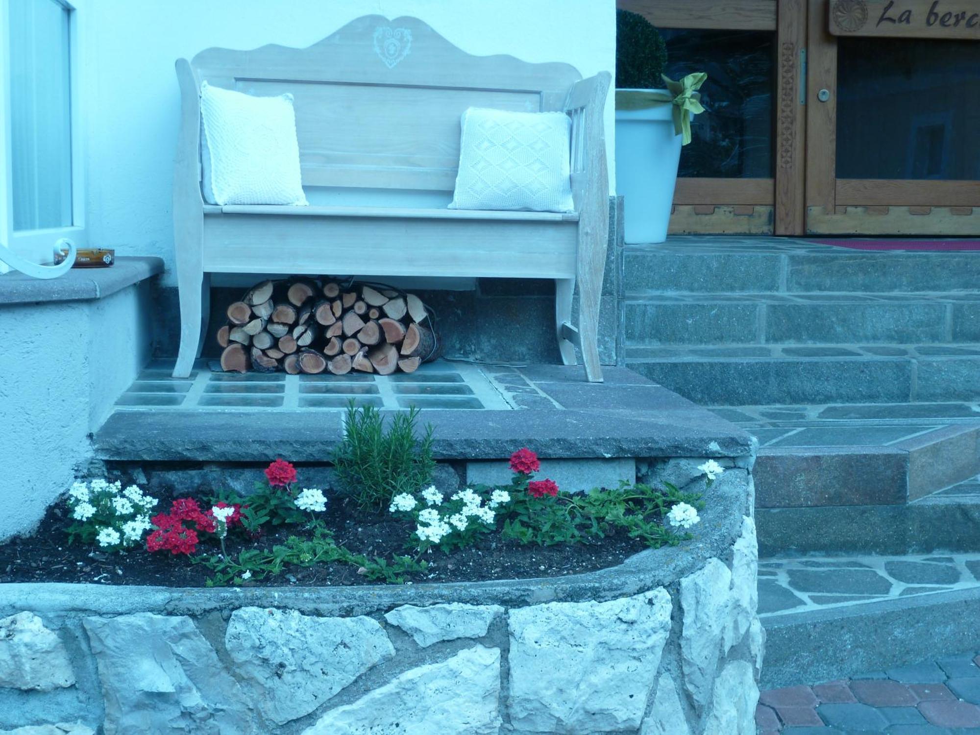 Garni La Bercia Hotel Selva di Val Gardena Luaran gambar