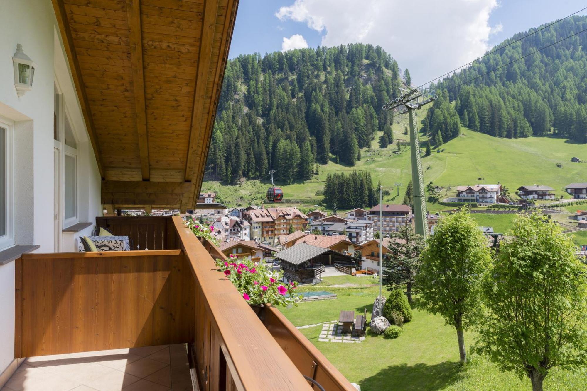 Garni La Bercia Hotel Selva di Val Gardena Bilik gambar