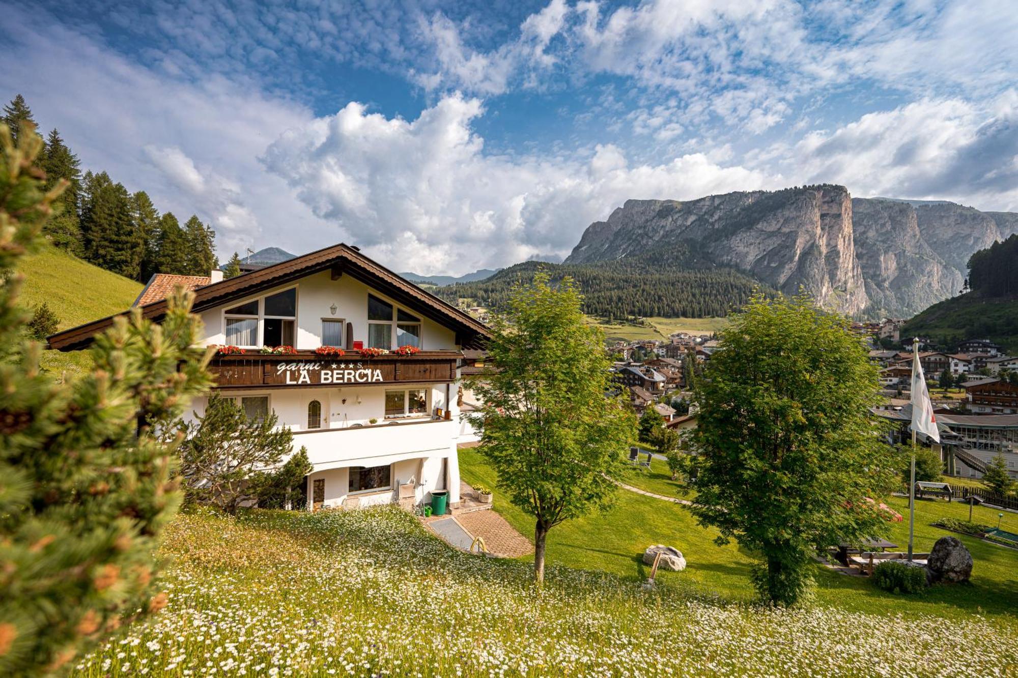 Garni La Bercia Hotel Selva di Val Gardena Luaran gambar